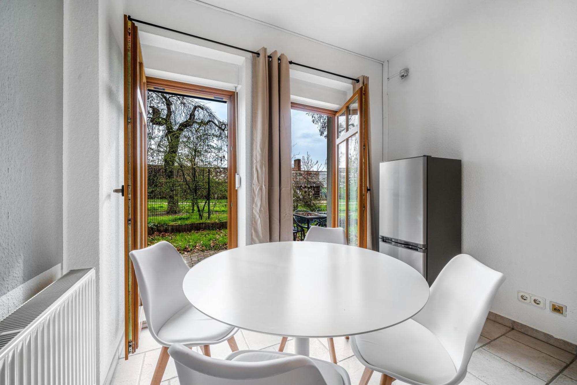 Lehastays - Apartments Buckau 16A I Kueche I Smart Tv Mit Netflix I Toller Innenhof Μαγδεβούργο Εξωτερικό φωτογραφία